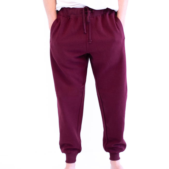 maroon sweatsuit